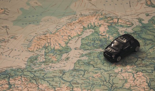 Euro setting up for a short